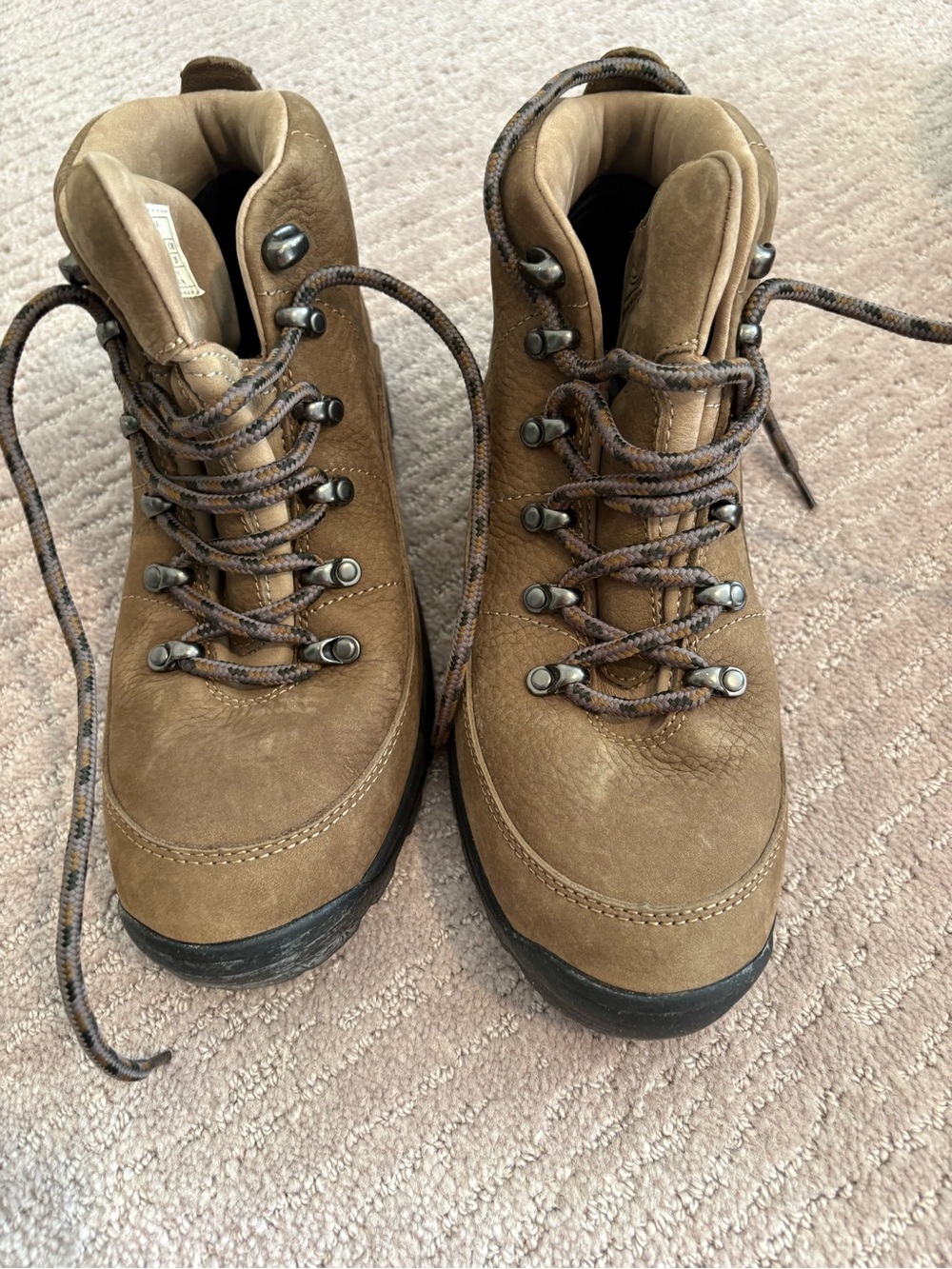 Women’s Montrail performance outdoor Brown Leather Hiking Boots